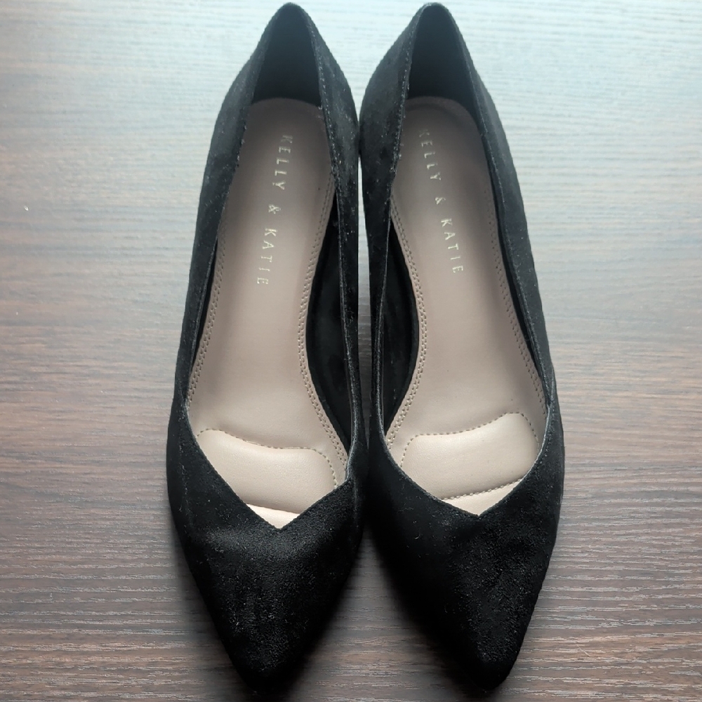 Kelly & Katie Black Suede Heels